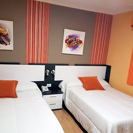 Galatea Hotel 2*