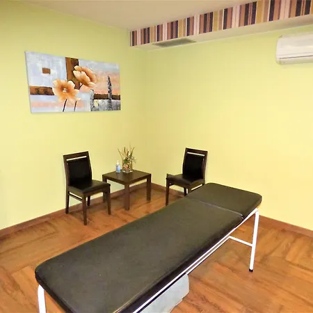 Galatea Hotel 2*