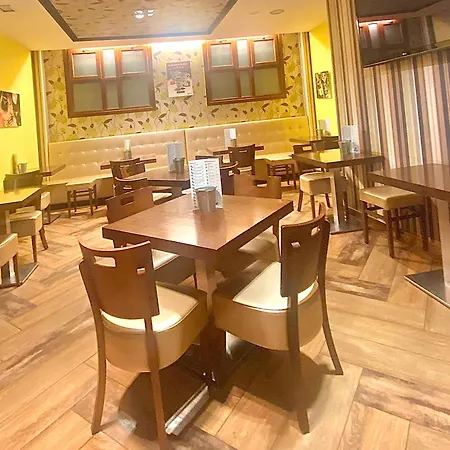 Galatea Hotel 2*